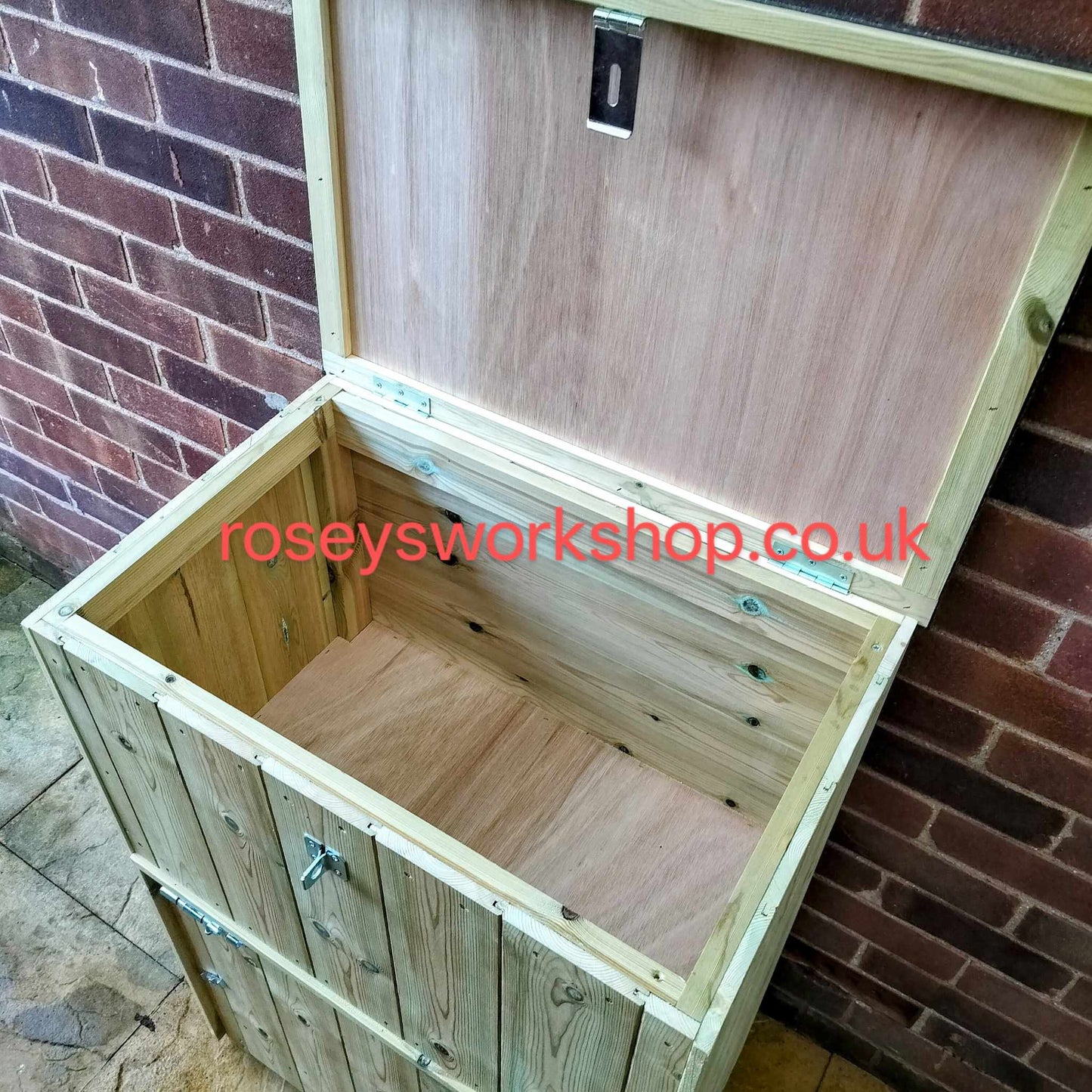Tall Doorstep Muddy Boots and Parcel Box Combo Unit