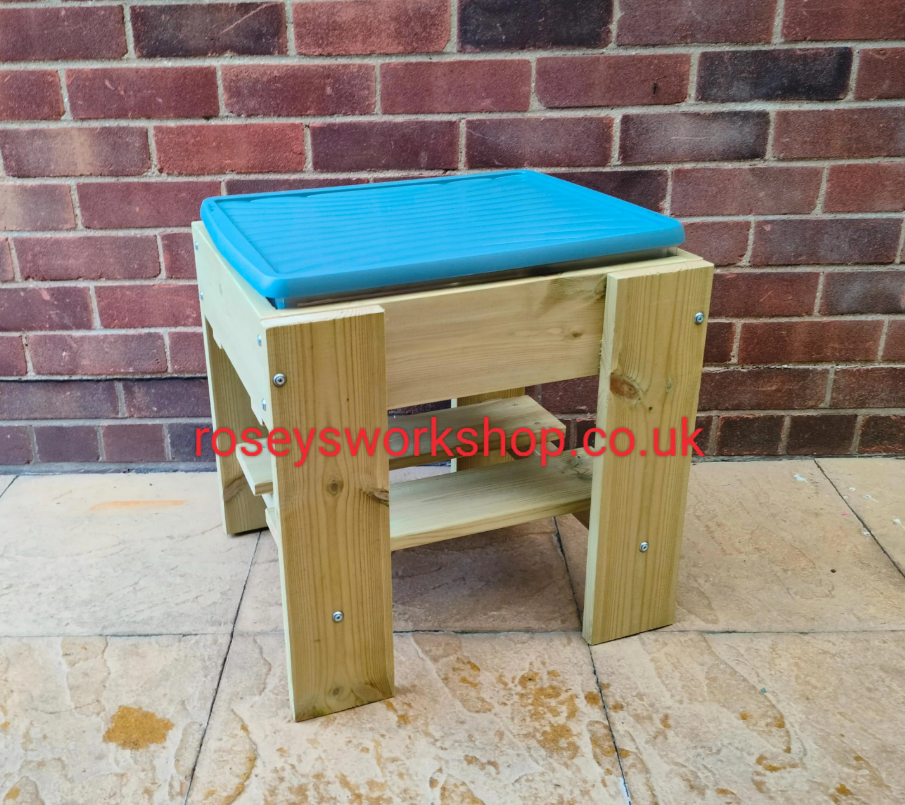 Single Children's Sand Table with one Box