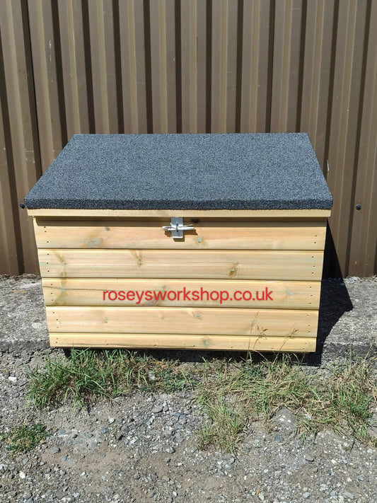 Custom Outdoor Storage Box