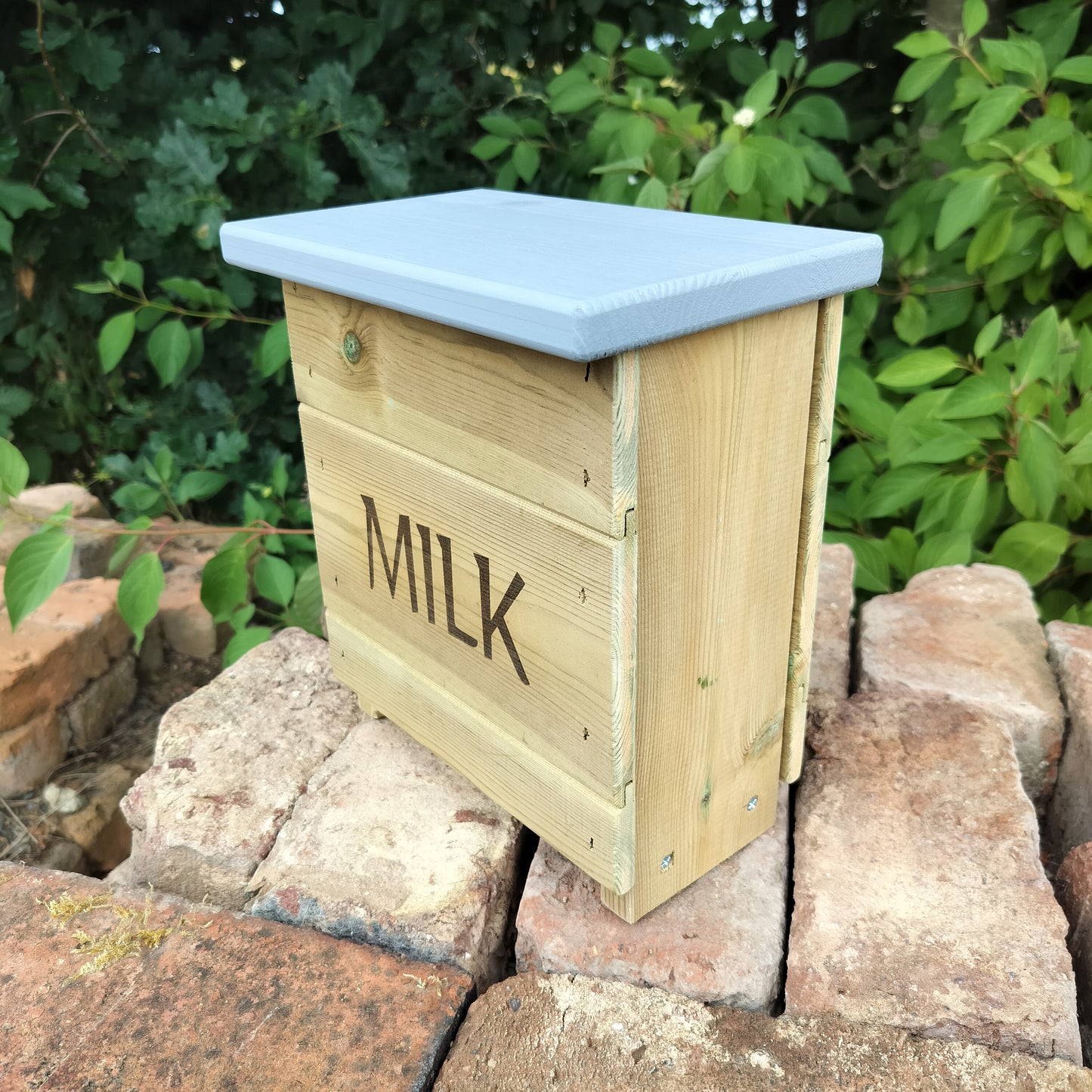 Doorstep Milk Box Crate - Holds 2x 1pt Glass Bottles