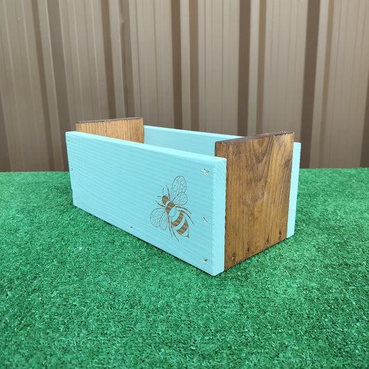 Bee detailed Plant Pot box