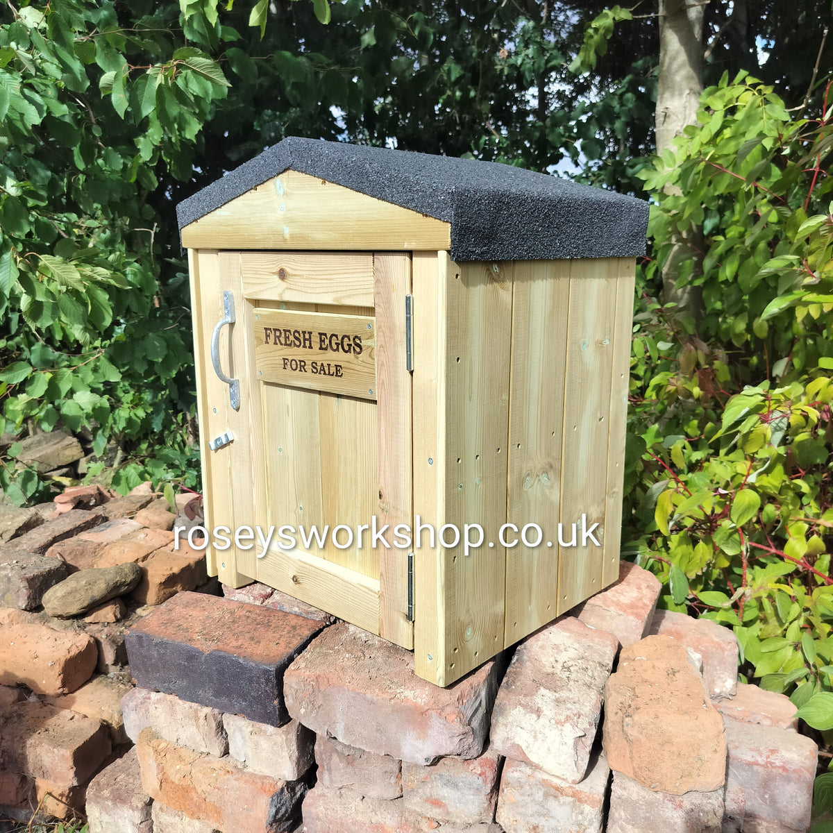 Roadside Honestly Egg Box with Door